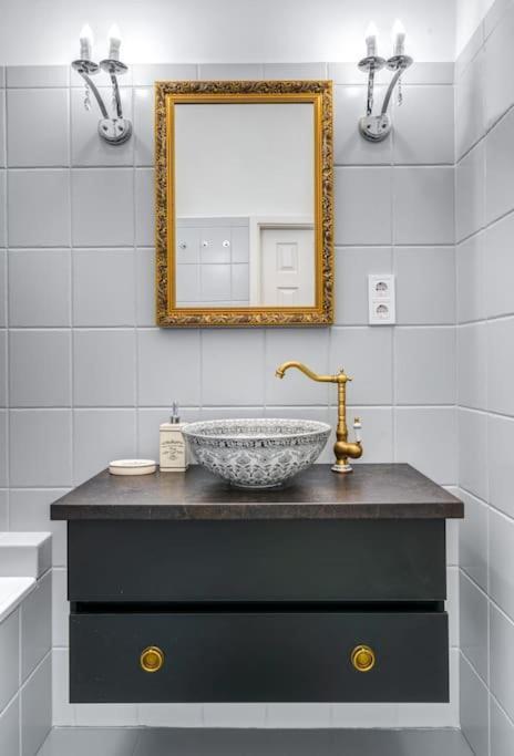 Andrassy Grandeur With Indoor Parking Apartamento Budapeste Exterior foto
