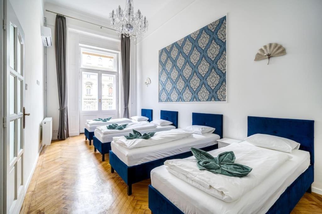 Andrassy Grandeur With Indoor Parking Apartamento Budapeste Exterior foto