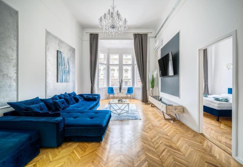 Andrassy Grandeur With Indoor Parking Apartamento Budapeste Exterior foto